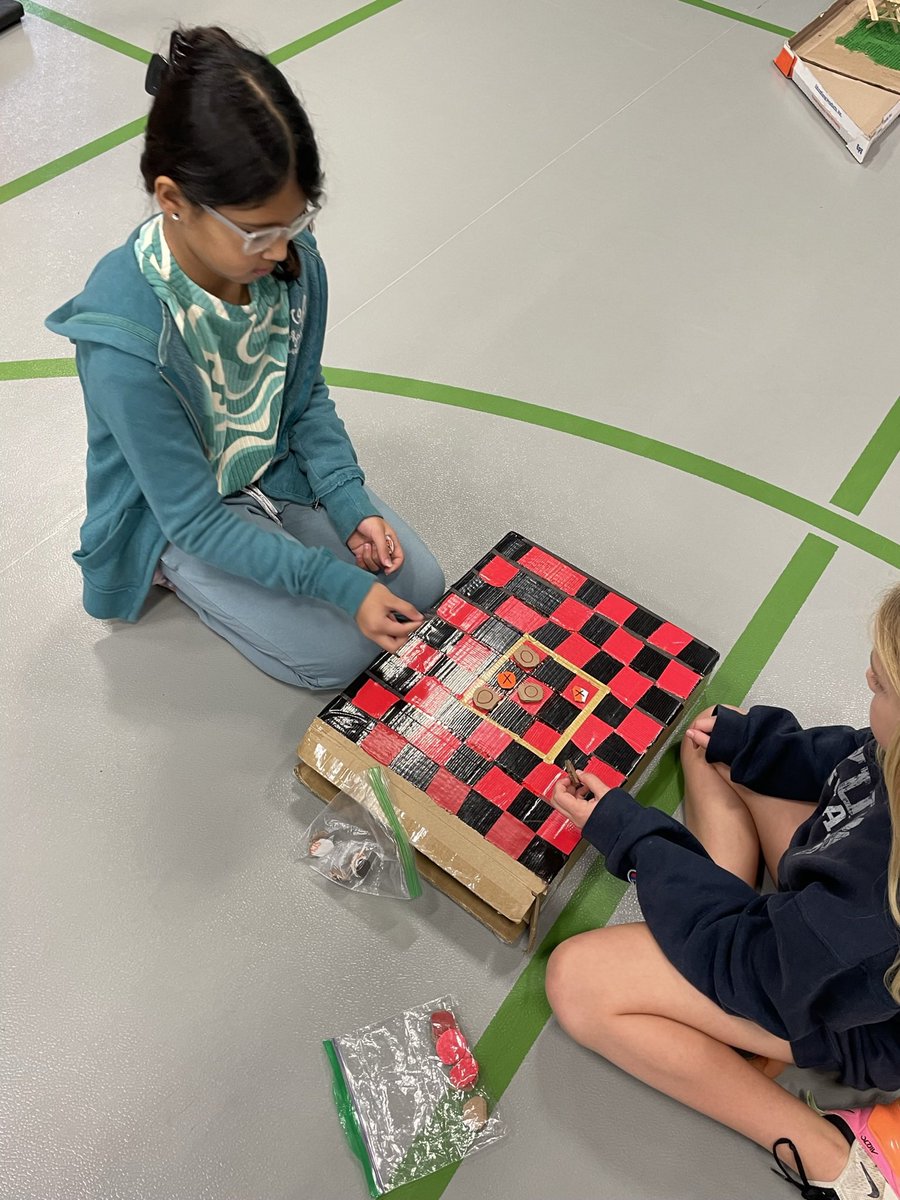 timmyGTI's tweet image. “Checkers PLUS TicTacToe” was created by 4th @WGESdragons learners during pull-out instructional support/ #differentiation learning after pre-assessing out of their grade level math unit #WGESCardboardChallenge #rigor #collaboration #criticalthinking @DragonsCandI