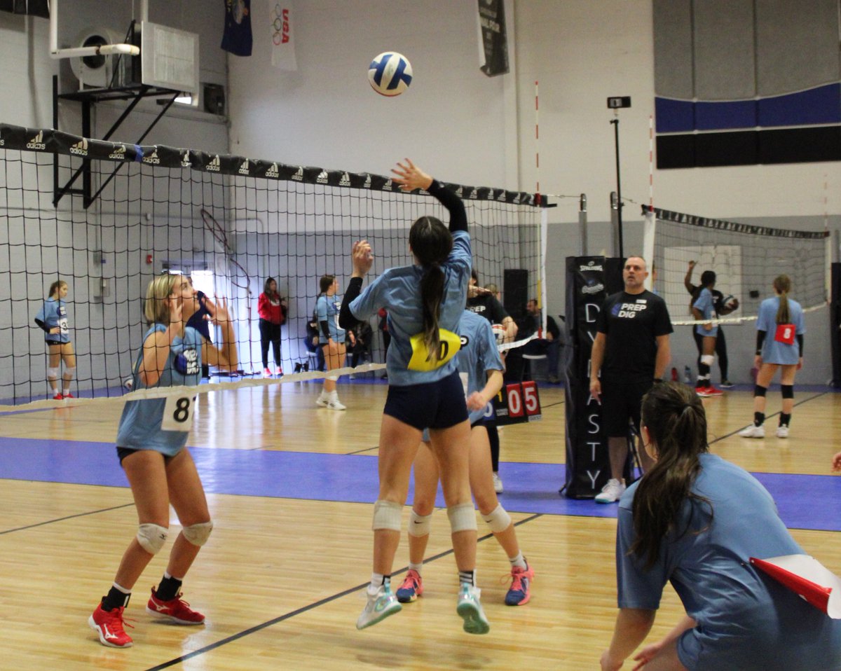 KingsleyATK's tweet photo. Strong net presence from 2025 MB/RS Brylynn Wicker at #PDTop250ExpoMO.

One of Dynasty’s own in the Dynasty gym! https://t.co/42gJAxgLmV