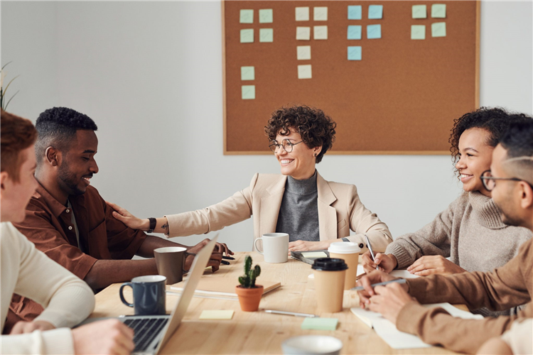TechVisorNL's tweet photo. Cegid: 70% HR-managers ervaart omgaan met automatisering en A.I. als grote uitdaging https://t.co/RFBE7fZG16 #Cegid #ArtificialIntelligence #MachineLearning #KunstmatigeIntelligentie #AI https://t.co/oOg1t7KWfv