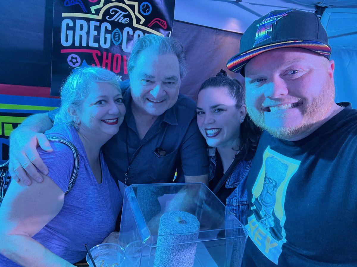 MrsL864's tweet photo. The toenail!!! #MasMiami @TheGregCoteShow @__ChrisCote @LeBatardShow https://t.co/tMEvExSHyv