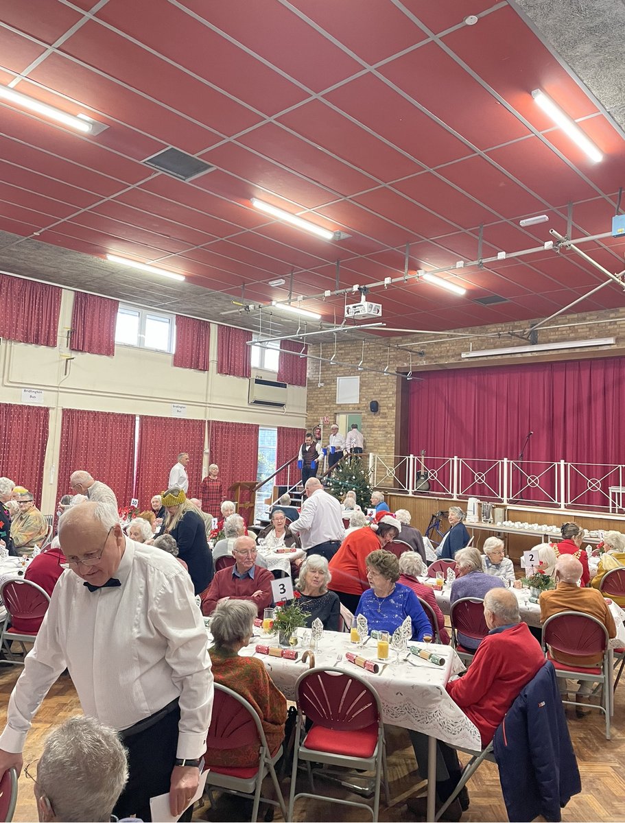 Filey_Academy's tweet image. Merry Christmas to all our Filey Lions! We LOVED spending a festive day with you all. Thank you so much for sharing your special occasion with us. From all of us at Filey School @FileyLions @FileyJunior @HunmanbyPrimary @CoastVale