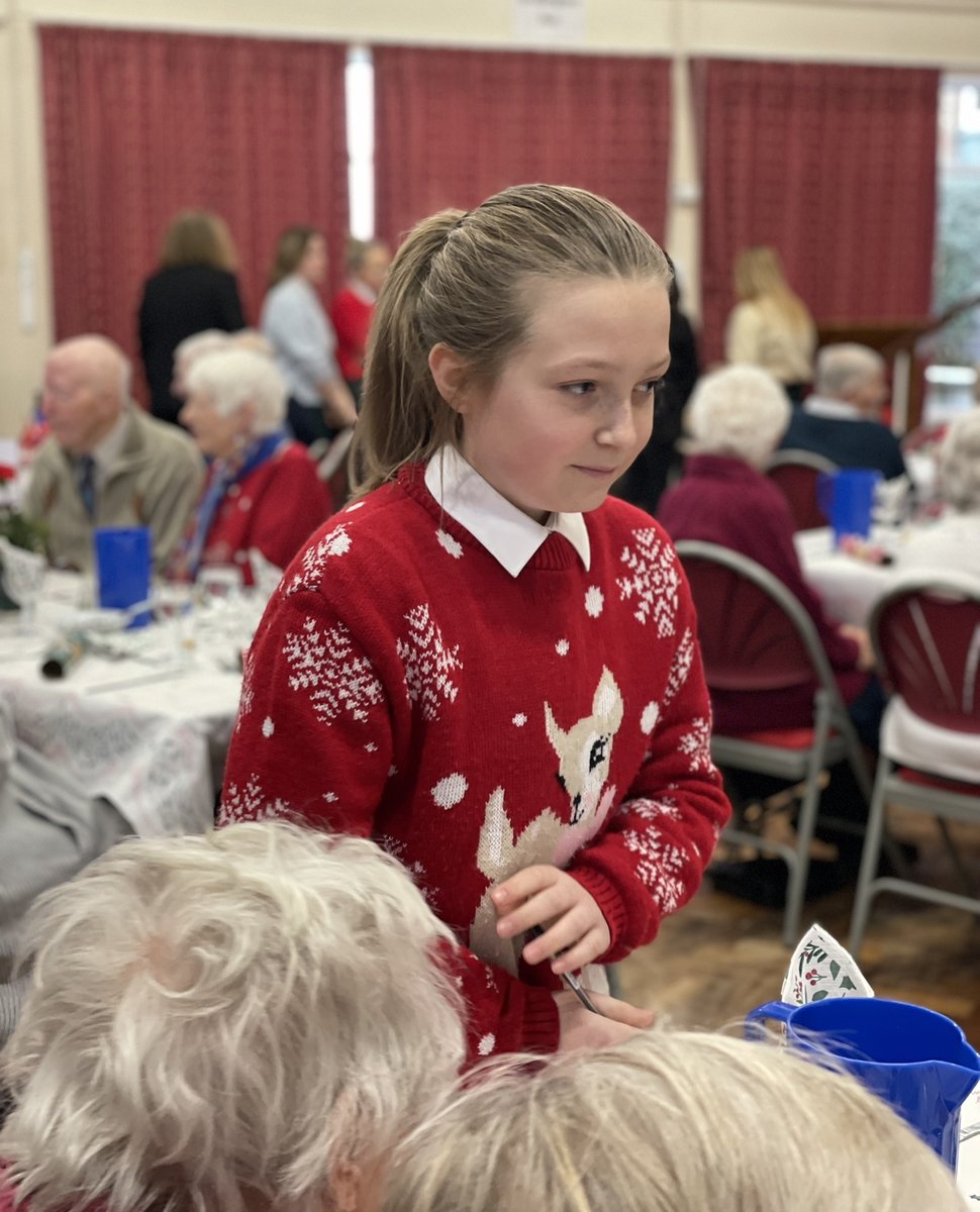 Filey_Academy's tweet image. Merry Christmas to all our Filey Lions! We LOVED spending a festive day with you all. Thank you so much for sharing your special occasion with us. From all of us at Filey School @FileyLions @FileyJunior @HunmanbyPrimary @CoastVale