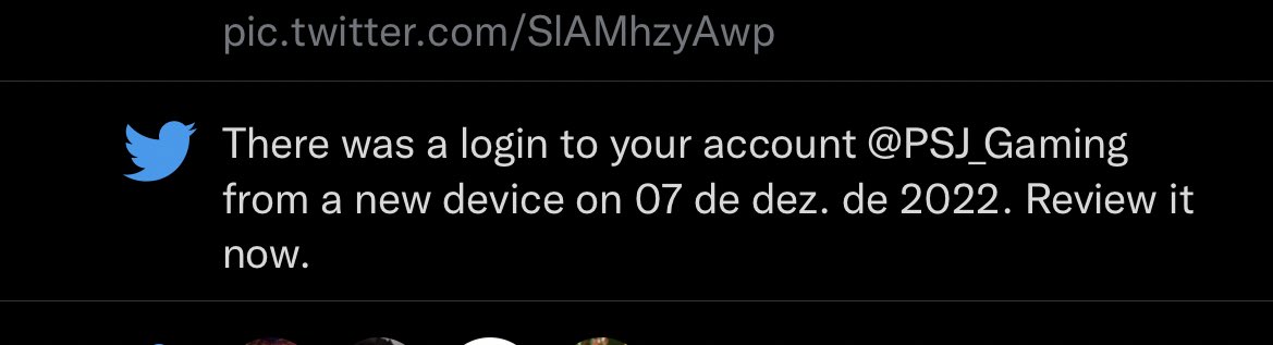 Quando eu recebi a notifição achei que era algum imbecil que tem a senha entrando p ver fofoca
karalho cara, ñ da p ficar off nunca