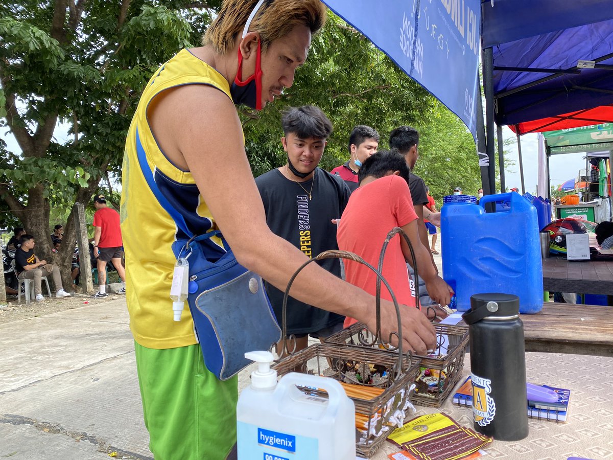 bagoongjaycees's tweet photo. The said booths featured the following assistance-centered projects:
•'WAG KA LANG MAWAWALA
•KANDILA SA UNDAS
•'MUSTA DUGO MO?'
•OPLAN PATUBIG

#PassionAndPurpose #JCILingayenBagoong https://t.co/eDOkyhRraA