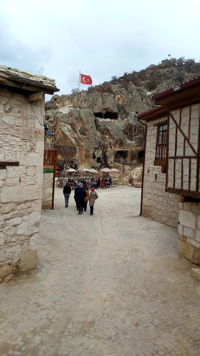 ErcolakHuseyin's tweet photo. @ayazini_ BUGUN YINE YURDUN DÖRT BIR YANINDAN MISAFIRLERINI AĞIRLADI.. 
@AfyonValiligi 
@kubrayigitbasi 
@tcihsaniye
@DogukanKoyuncu_
@Afyonilkultur 
@MehmetTanir48
@visit_afyon 
@frigyatasbahce 
@Habibe33947468 https://t.co/UX0IRrQGBp