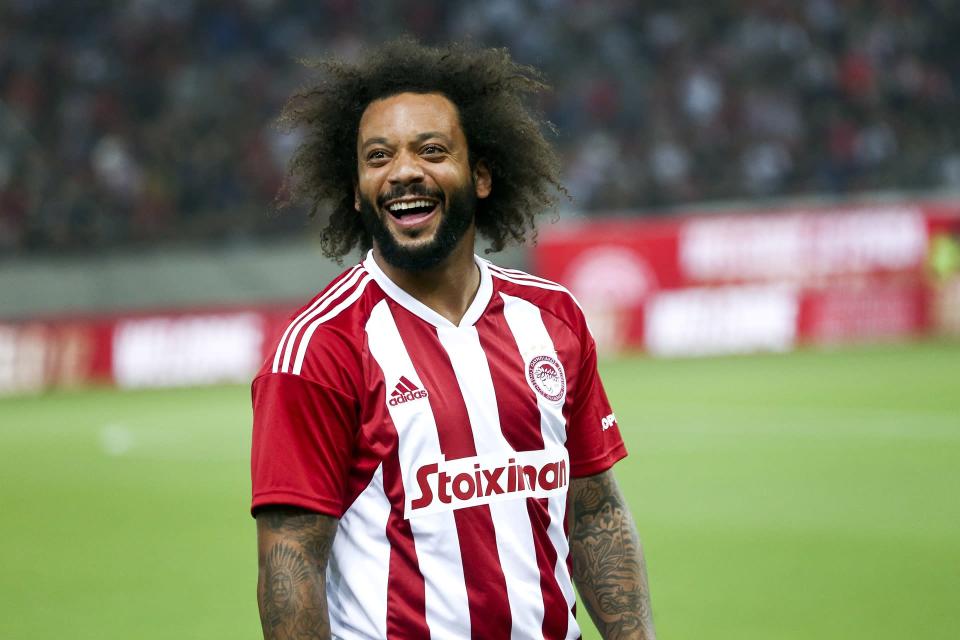 futtmais's tweet photo. Pega esse trio de respeito que vai atuar junto no Olympiacos. https://t.co/Vc5i5bceNh