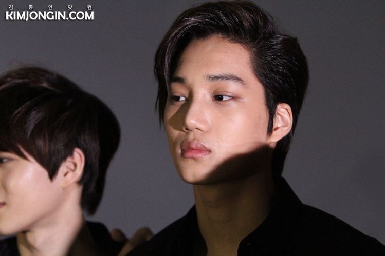 amoremiokai's tweet photo. jongin was 18 here https://t.co/EgLri8wfYf