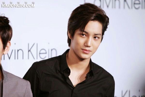 amoremiokai's tweet photo. jongin was 18 here https://t.co/EgLri8wfYf