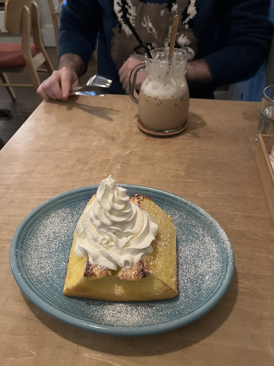 walkwithmewnder's tweet photo. Shoto Cafe
Has the best chiffon cakes and also sandwiches. HIGHLY highly recommend. Worth every yen.
#shibuya #foodshibuya #coffeeshibuya #cafeshibuya #foodtokyo #foodjapan #cafetokyo #coffeetokyo #cafejapan #coffeejapan #tokyo #japan #shoto #shinsen https://t.co/JkXEjZPulF