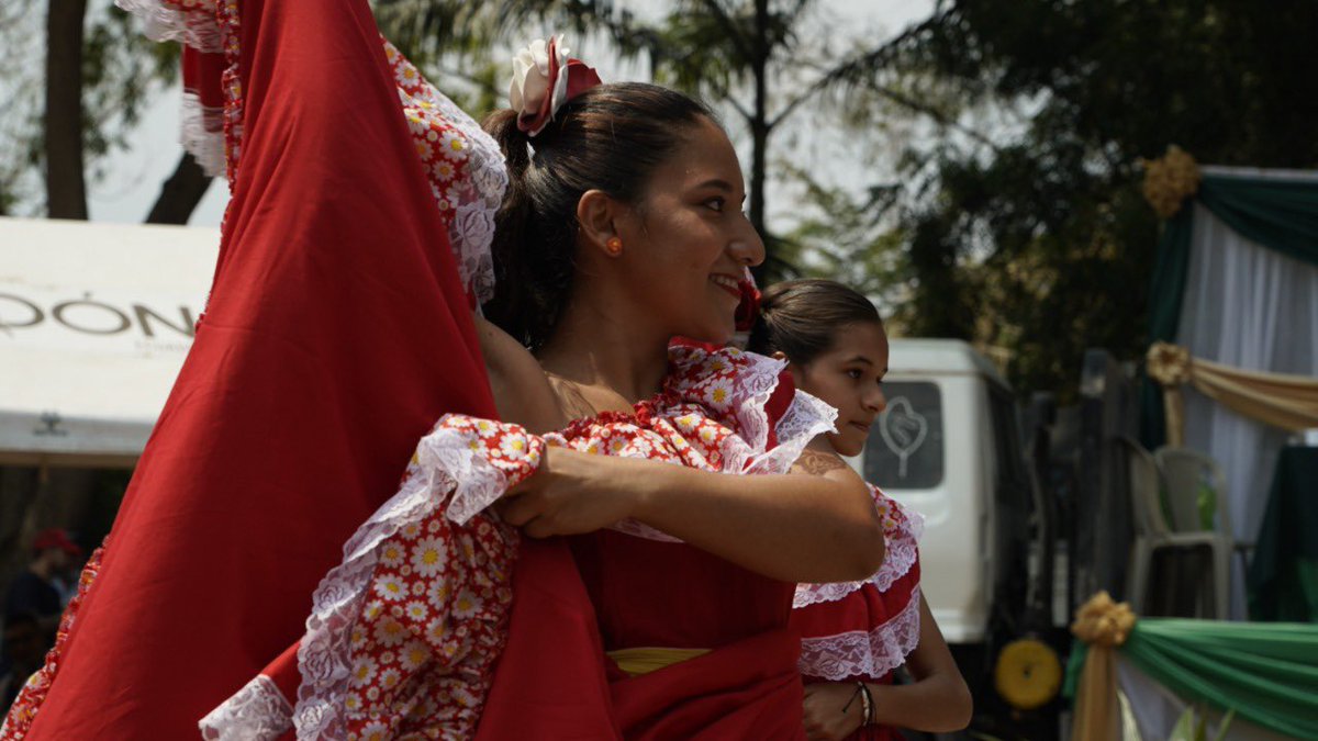 AgriculturaEc's tweet photo. #Manabí | Asistimos a la Fiesta de la cosecha en el Instituto Nacional de Investigaciones Agropecuarias (INIAP) en Portoviejo. El evento rescata las actividades más tradicionales y contribuye a impulsar la comercialización de los pequeños agricultores de la provincia. https://t.co/ctXzXU1gDX