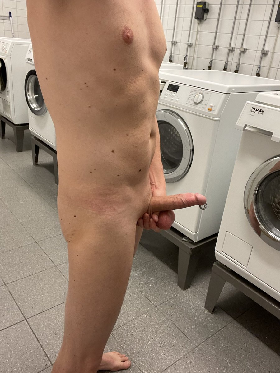 CarlCumsalot's tweet photo. Spicing up a boring laundry day 😈 #publicnudity #papiercing https://t.co/NXbKLH6ULx