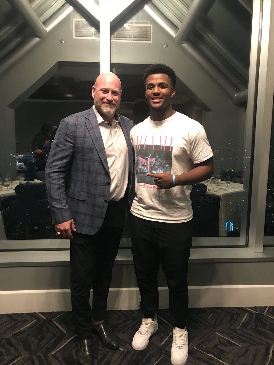 laylowwaller's tweet photo. After an AMAZING OV, I’m excited to announce my recruitment is officially SHUTDOWN! Let’s rock out @UAB_FB @DilfersDimes #WinAsOne https://t.co/R3DXfCHuCf