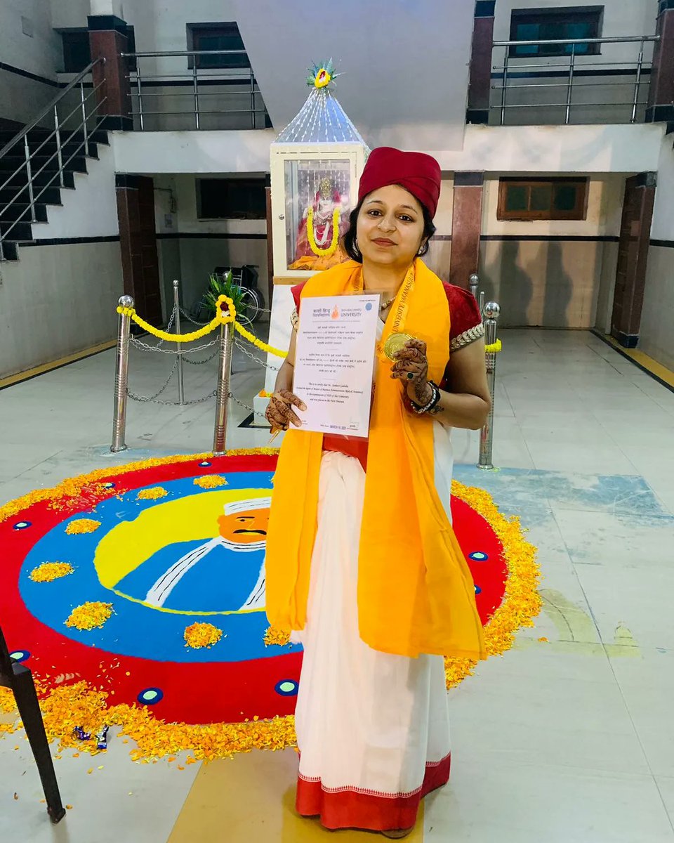just_me_things8's tweet photo. || MBA 2020 ||
Done and dusted.... @bhupro #bhu #Convocation #goldmedal #happy #Sunday #MBA #post #PG #TweetOfTheDay #trend #Share #DONE #dusted #Varanasi #2022inShort #December #motivation #Friends #family #vibesxmood #smiles  #party #HappyDays https://t.co/jHkFTApWjf