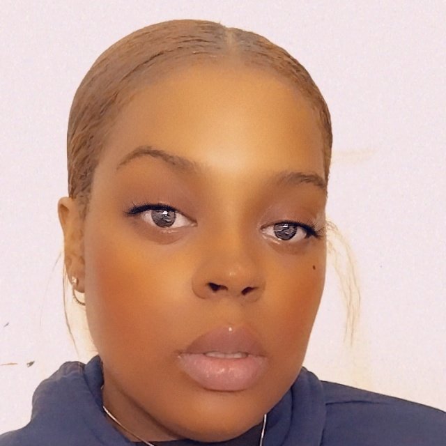 imdatcutie32's tweet photo. #NewProfilePic 💜❄️✨ https://t.co/OE3u4le2Wp