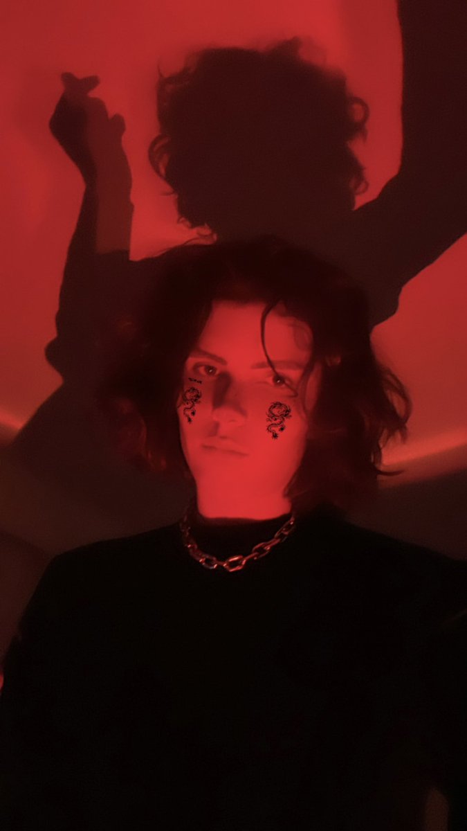 adxxct's tweet photo. #LGBTQIAPowerful ❤️🖤🫰 https://t.co/FiYhyCCtsJ