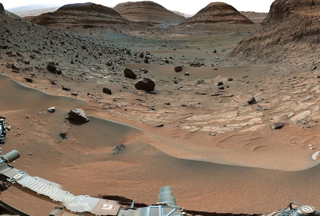 latestinspace's tweet photo. From Curosity Rover 😲 https://t.co/yEGJ1Vncfu
