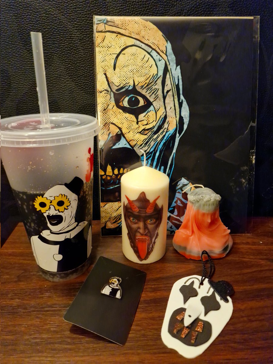 Purchases from the <a href="/LivHorrorClub/">Liverpool Horror Club</a> Horrific Markets! 🖤

I'm a bit obsessed with Art, especially if he's in the flower sunglasses 😅