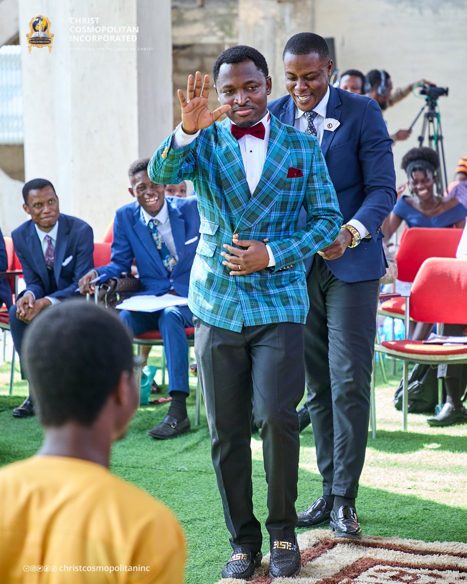 ChristCosmoInc's tweet photo. WEEK OF ROYALTY!👑 

We were excited to be in His presence again, and with a joyful heart, we brought our sacrifice of praise to The one who reigns forever as we fellowship together🤩
Hallelujah!!

#WeekOfRoyalty
#ChristCosmopolitanInc 
#CCIWhereGodLives 
#TheCCIExperience https://t.co/0I75PWlJx0