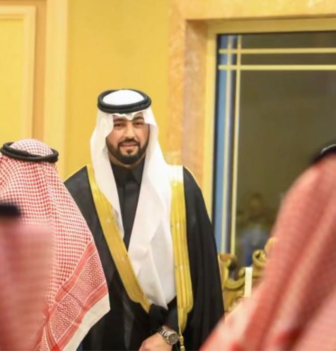 aalmarkhan1's tweet photo. حفل زواج ابني مؤيد المرخان تبارك الله ..واشكر جميع من شاركنا فرحتنا واقول:

شـاركتهم عن بعد ودمعي يهلّي
والجوف اهلهافي غيابي يسدون
مشرافهم ..فوق النجوم متعلّي
كرام اللحا وقت اللزم مايغيبون
يشهد ابن عدوان وقوله سجلّي
ناس ٍ يعشونـه  ..وناس ٍ يغدّون
👍🌷
#افراح_المرخان https://t.co/DjLDZ73GRY