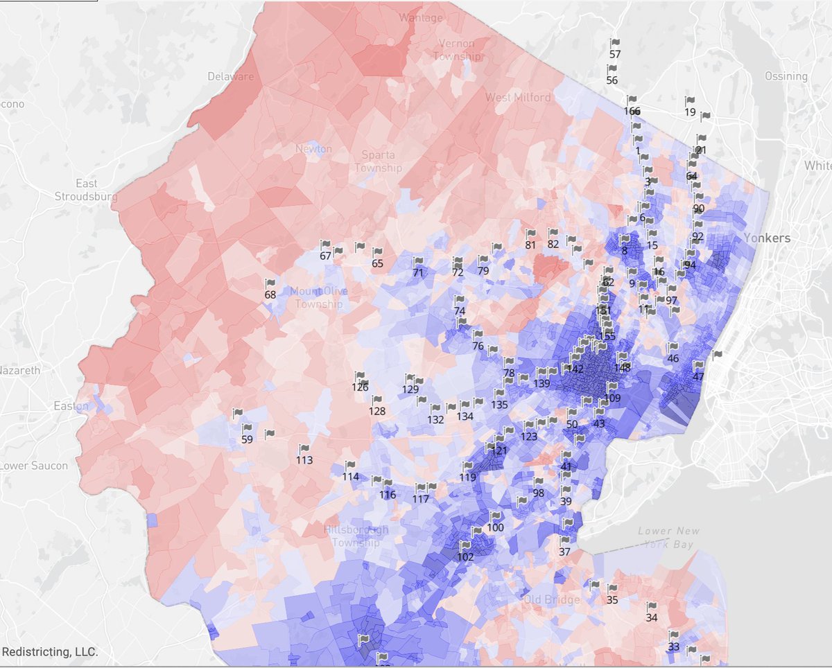 umichvoter's tweet photo. this is kinda cool, looking at the new jersey partisan map with NJ transit stations overlayed https://t.co/AoqYiV03ku