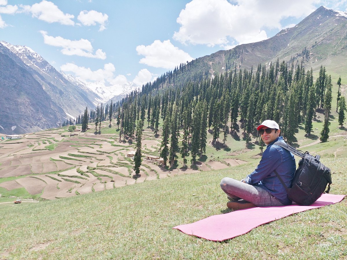 Muhammad__Makki's tweet photo. @PakistanJannatt #Lalazar #Batakundi #BeautifulPakistan https://t.co/CCzf0e3yy6