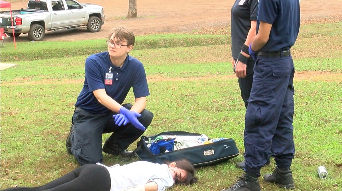 emswire's tweet photo. Nacogdoches EMS students gain experience through simulation training.
➡️ https://t.co/8fAxzMA2WG
#EMS #Nacogdoches #simulation_training #first_responders #EMS_education https://t.co/ZkSuUPm94c