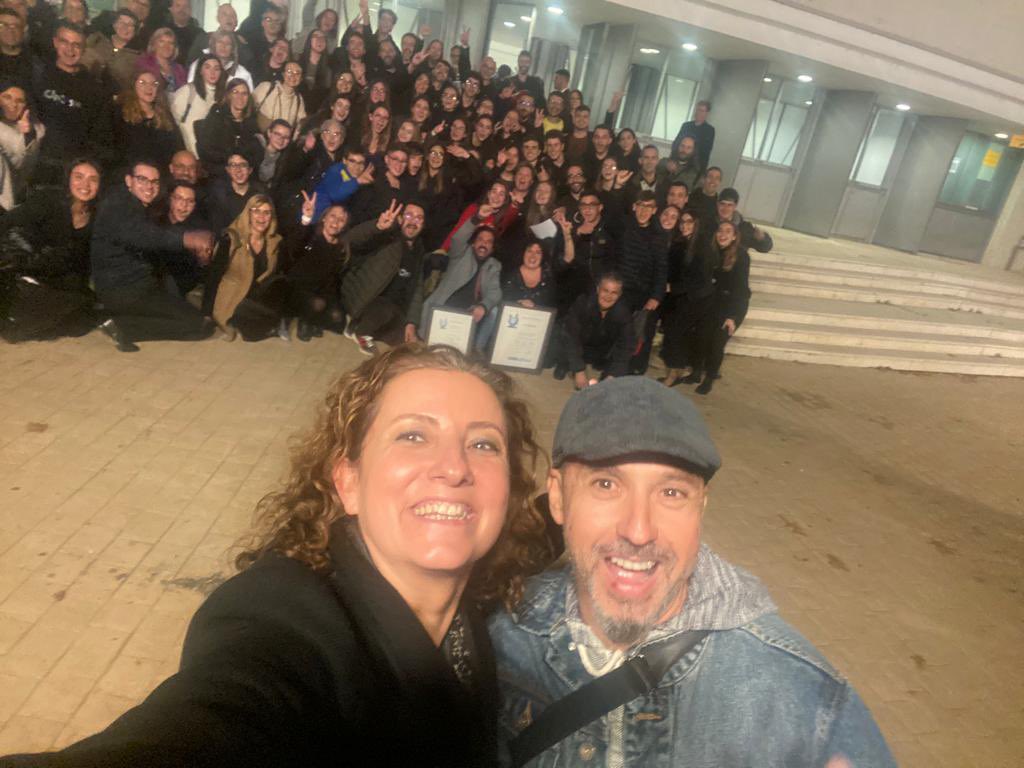C I A C (@laciac) on Twitter photo 😍 EMOCIÓ I FAMÍLIA #cimaltea2022
1r Premi amb 254 punts i segona posició en el <a href="/certamenaltea/">certamenaltea</a>
Va per vosaltres, mestres! José Luis Civers i Gaspar Sanchis🥲❤️🩹
GRÀCIES a tots els músics per l’increïble esforç, tota faena té recompensa
#50anysBSCIAC
#somlaCIAC 💙
#quetaljoven 😍 EMOCIÓ I FAMÍLIA #cimaltea2022
1r Premi amb 254 punts i segona posició en el <a href="/certamenaltea/">certamenaltea</a>
Va per vosaltres, mestres! José Luis Civers i Gaspar Sanchis🥲❤️🩹
GRÀCIES a tots els músics per l’increïble esforç, tota faena té recompensa
#50anysBSCIAC
#somlaCIAC 💙
#quetaljoven