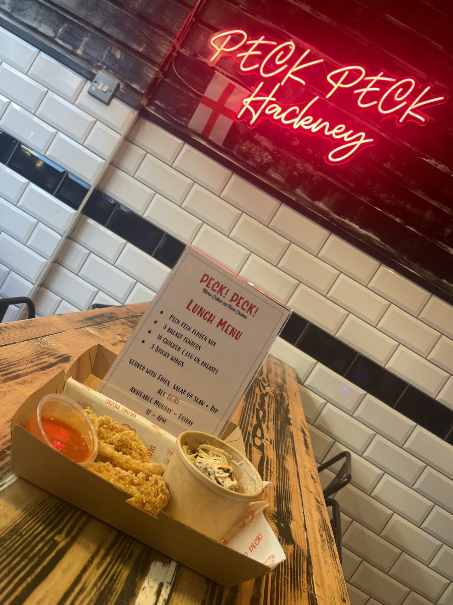 PeckPeckHackney tweet media