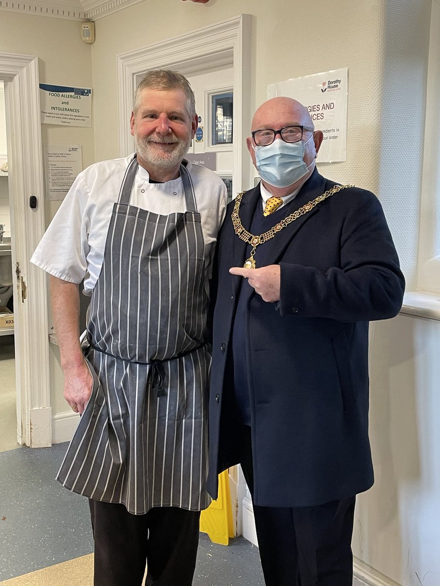 MayorBath's tweet photo. @DorothyHouseHC Marcus the man behind the menus for all, inpatients, patients, staff & volunteers. Meeting Marcus & his team just demonstrated the care & compassion that runs through all they do. #plan #diet #teamwork #organised #smiler #menuplanner #thankyou #Marcus https://t.co/6Z5314SqV6