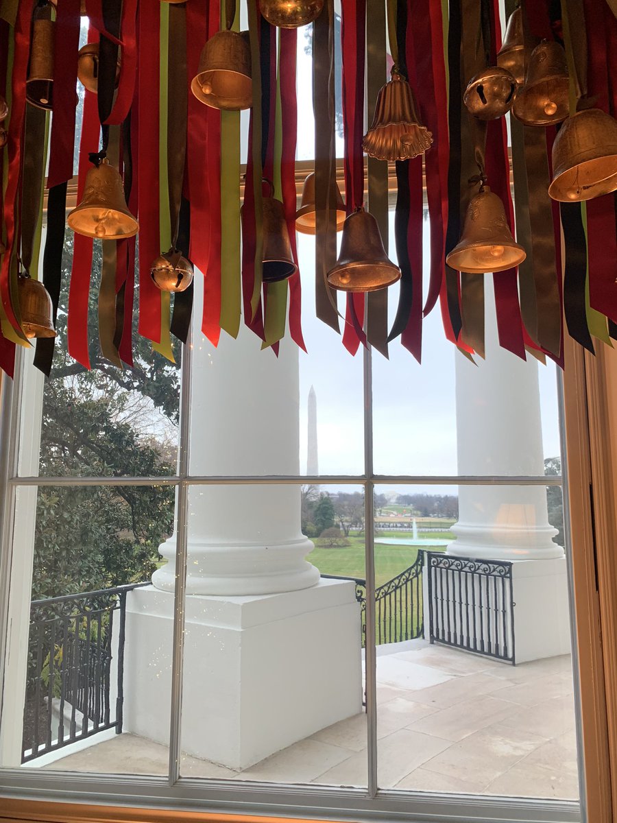 DC knows how to holiday 🎄#whitehousechristmas