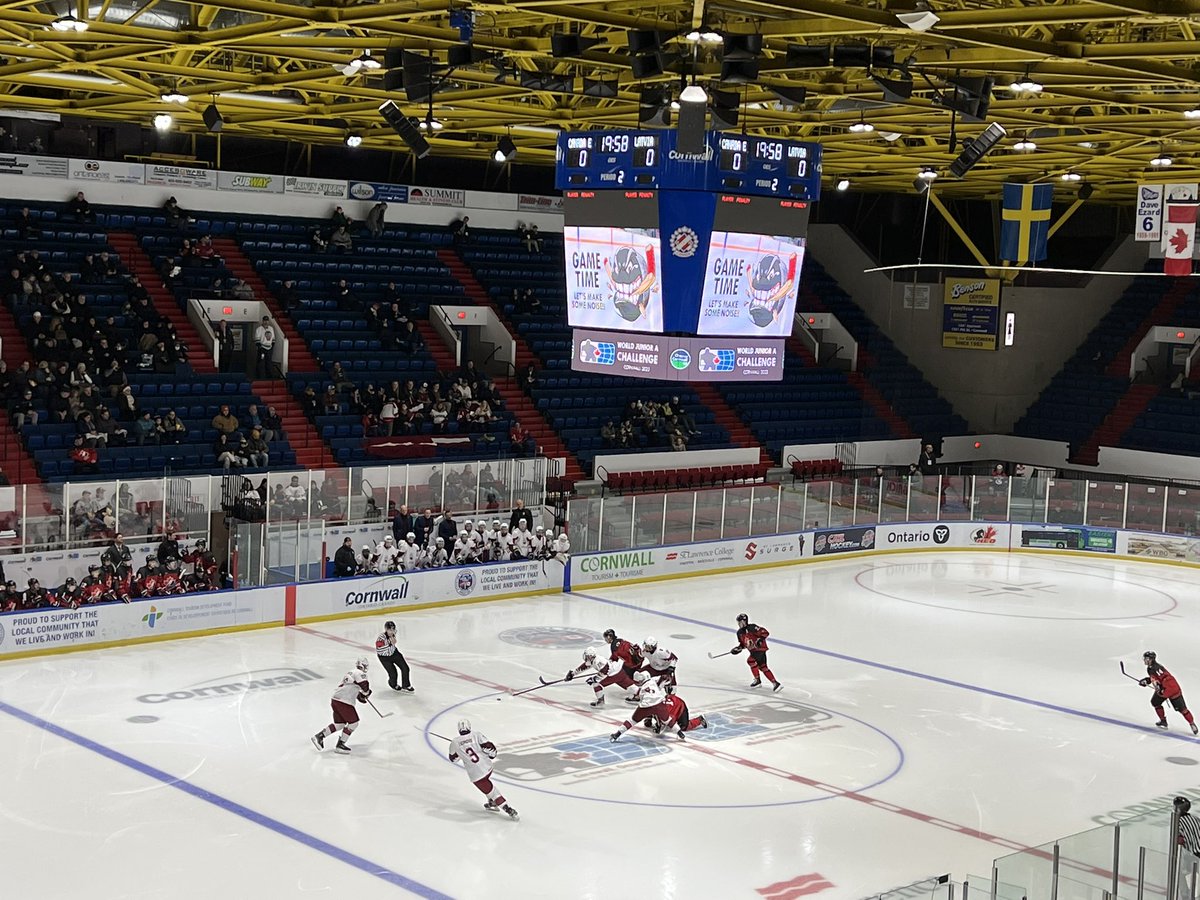 _Neutral_Zone's tweet photo. Day #1 of World Junior A Challenge in Cornwall, ON. We’ll have scouts here for every game throughout the week for the upcoming #NHLDraft and CHL #ImportDraft. @HockeyCanada @usahockey @CHLHockey https://t.co/Kl640yCJIk