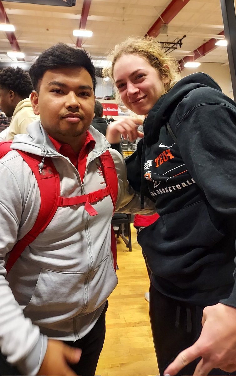 deckerc2's tweet photo. ๐๐ฅ FAST-D squad (+ ๐) at IT vs RU yesterday ๐ฅ๐
@CoachJOcampo @ashleyloon15 @AbbyPasinos @genevievedeck @MSP_Doug @EllaBurger6 ๐ @FASTDetroit @jasper_b_ocampo
#FASTDetroit #FASTD https://t.co/5aYif0cjeO