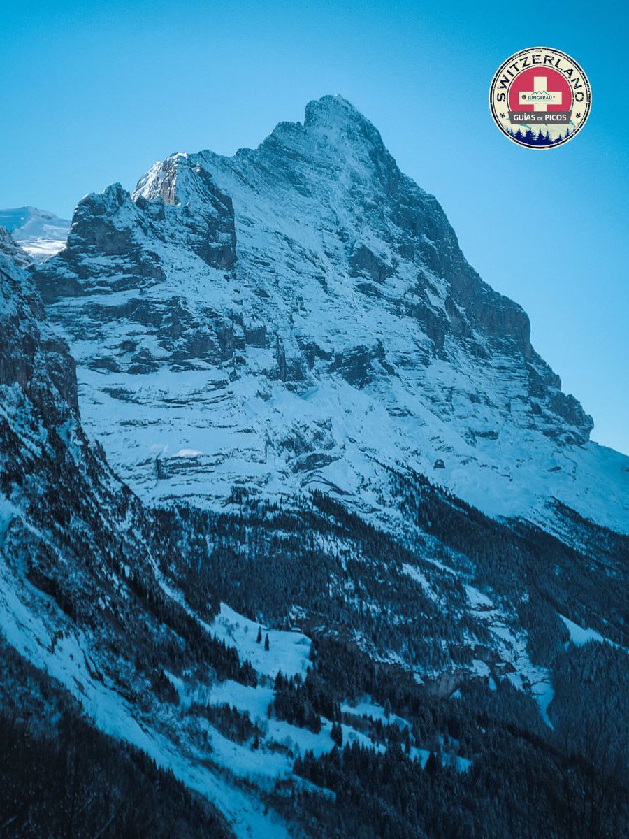 El Eiger para el #diadelasmontañas 😎
Cara noreste (aunque le da el sol menos q a la famosa Norte) 🏔️✌️
#diainternacionaldelasmontañas
#worldmountainsday
