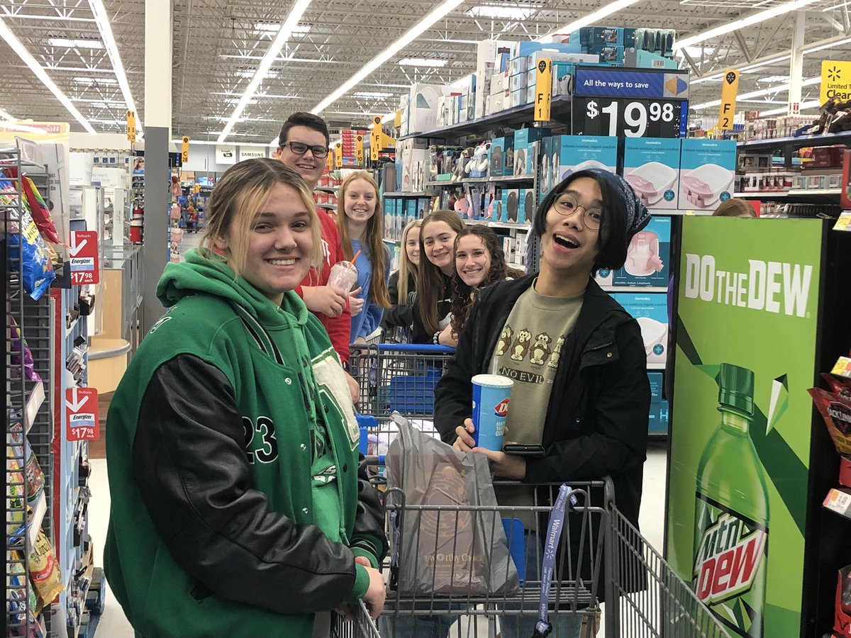 biomarineAPBio's tweet photo. Thank you to the West Branch Community for being so generous again this year. Not only will we be giving our families a full Christmas dinner and food for lunches while on break, we were also able to purchase toys and other items to pass out. Thank you again! https://t.co/y620Vsu0OT