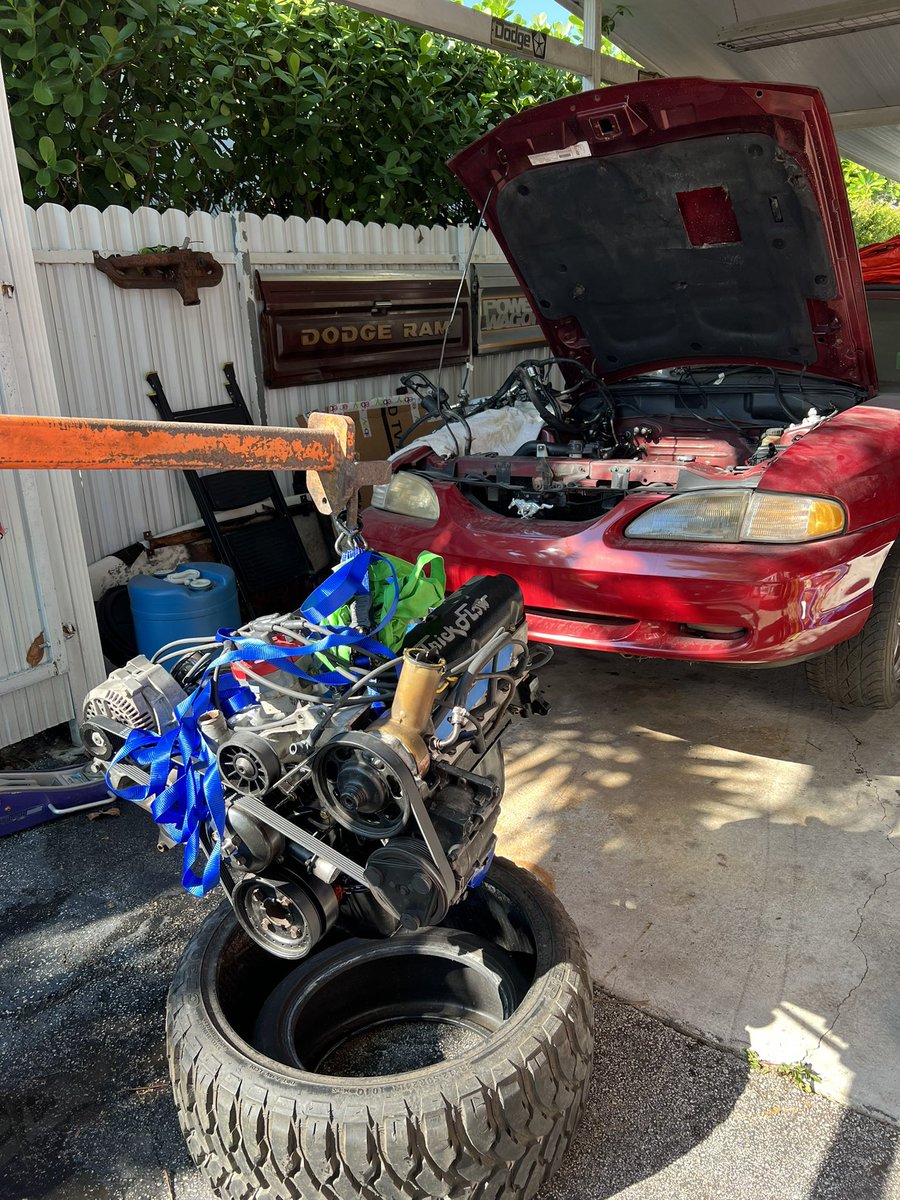 TheActual_Eric's tweet image. 4 years later, motor is going back and and who knows, maybe I’ll make it run. We’ll see. 😜 #Ford302