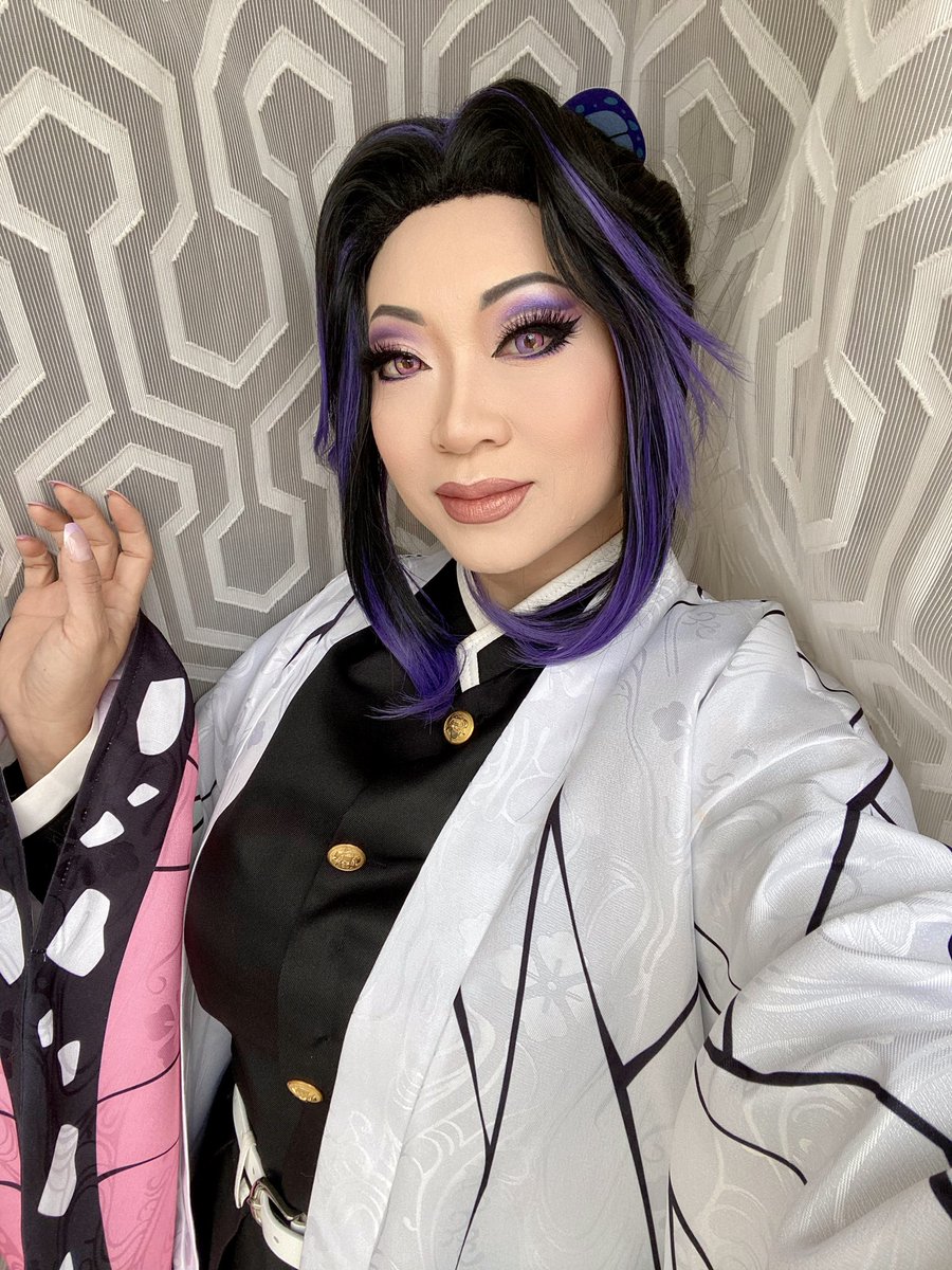 Moshi moshi! Shinobu Kocho reporting for duty at <a href="/cosplay_expo/">Cosplay Expo is DECEMBER 8-10! VEGAS! Almost time.</a>! Come see me and the other cosplayers and voice actors! 

Yesterday was so busy that I didn’t get to see the con at all! Hoping for a lil wander today!