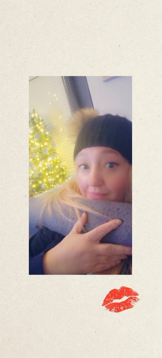 jenjensmith84's tweet photo. When it's #freezing and your boiler has broken, it calls for a hat 5 layers hot water bottle and blanket , kids have gone to bed with little heater .. I hope it's not gonna cost too much, #couldcry #CostOfLivingCrisis #coldweather https://t.co/t7Ft8mjW1l