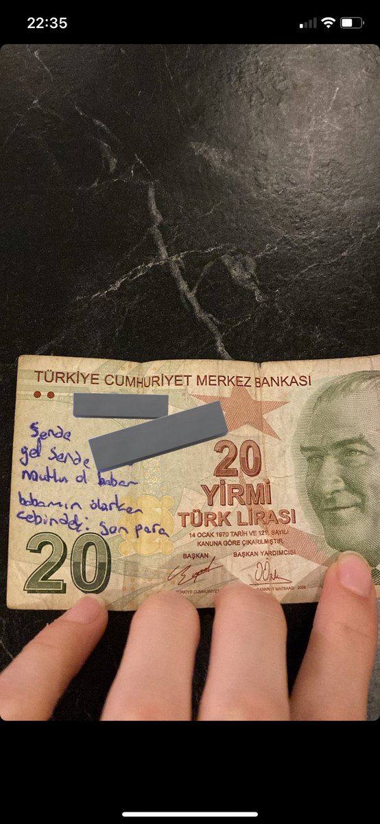 Ckmakzlem's tweet photo. Sakaryada elimize geçen bir para, üzerindeki yazı içimizi burktu harcamaya kıyamadık. Sahibini arıyoruz. Üzerinde kapattığım yerde tarih mevcut. Sosyal medyanın gücüne inanıyorum elden ele yayarsak bulacağımıza inanıyorum 🙏🥲 
#milyonluksoru #FIFAWorldCup #kimmilyonerolmakister https://t.co/Fvv8EVBu6J