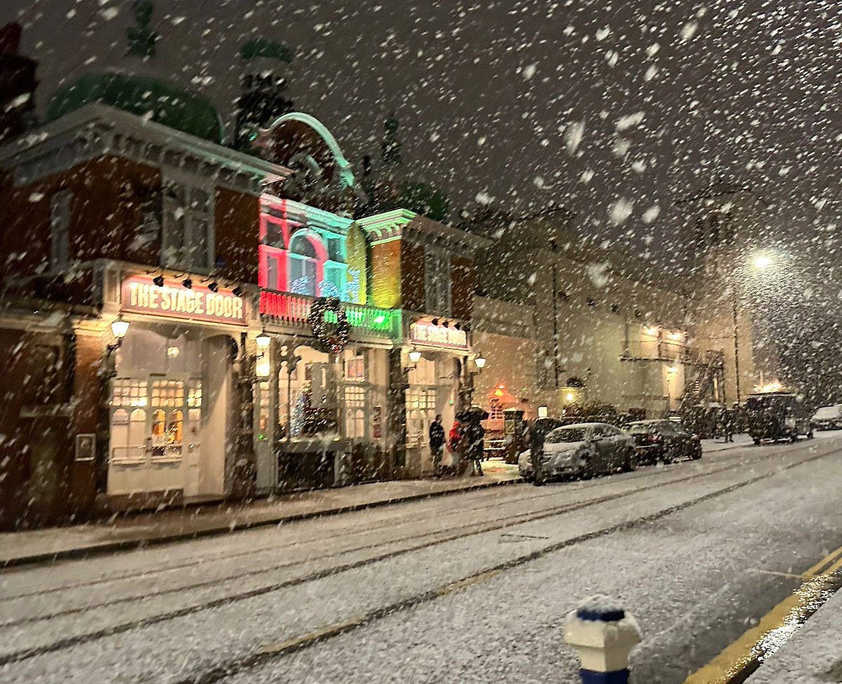 The Stage Door looking pretty in the snow ❄️ ⛄️ 

📷 Ryan Tate