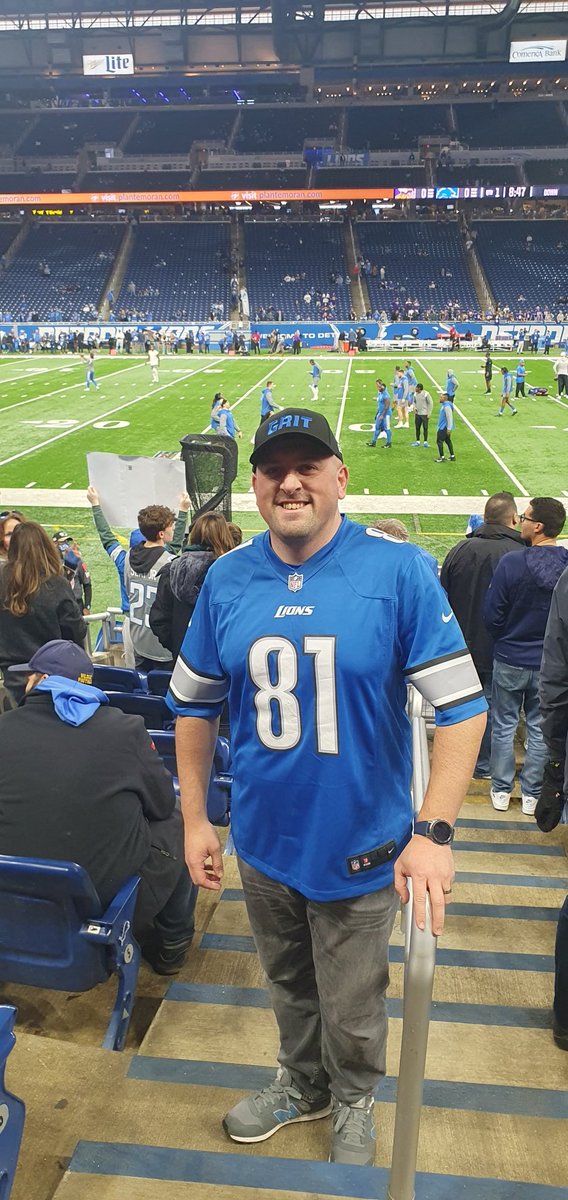 looseheadsteve's tweet photo. First Lions game at Ford Field. Travelled from Ireland and it is loud!!! #OnePride https://t.co/etQzrTpGcz