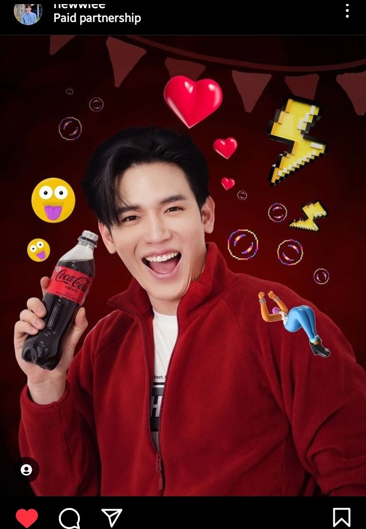 PolcaBP_20's tweet photo. "Delicious, juicy, refreshing!!! New wants to invite everyone to try indescribable fizziness with "Coke" without sugar if you have tried!!!!" #ZeroWords #ThanksCOKE #CokeZeroSugar #Newwiee #Tawan_V 
Ig cr: @new_thitipoom @Tawan_V https://t.co/hjHtRbVbCH