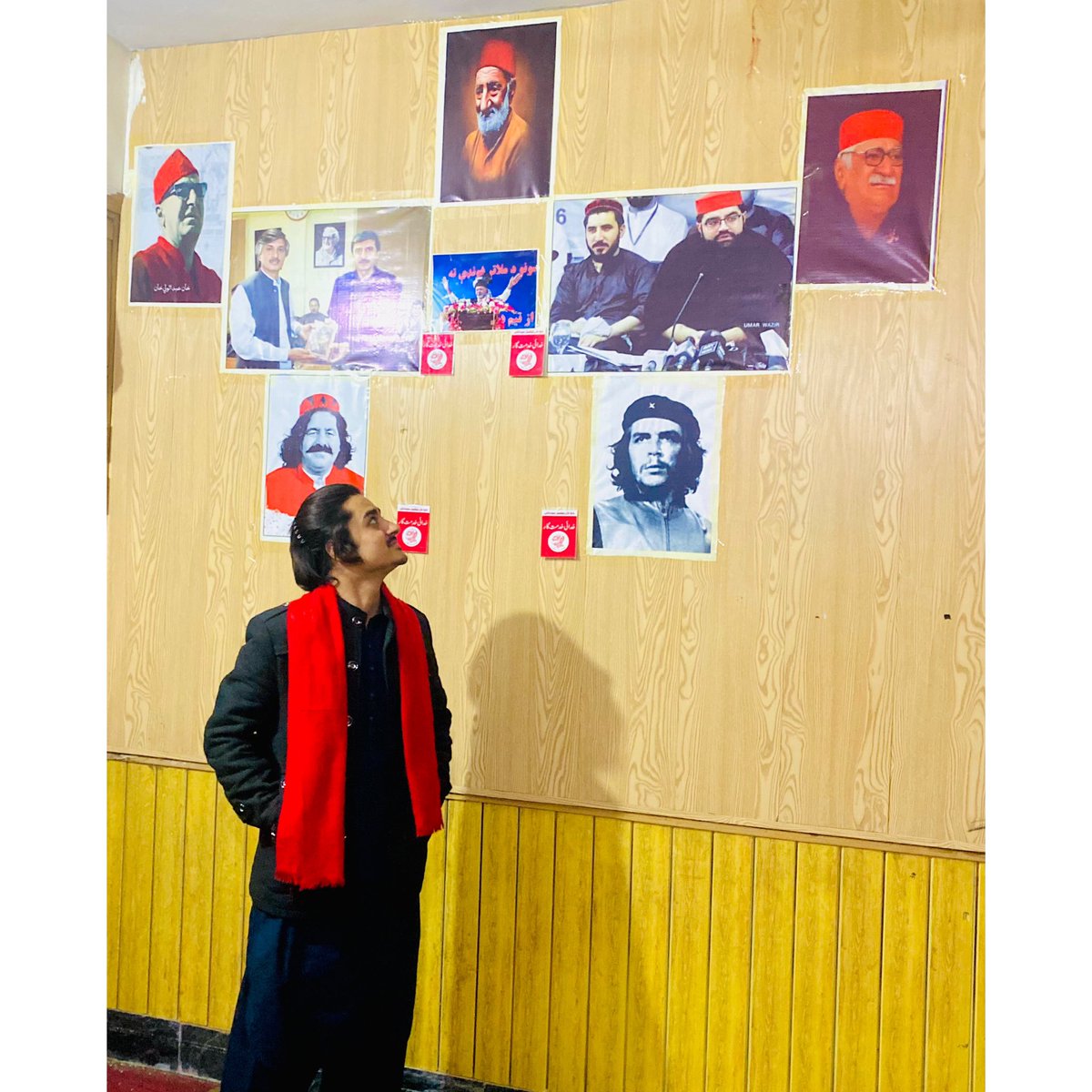 SalahAfghan7's tweet photo. ✌️⛳️⛳️♥️ #AWKourRedLine https://t.co/Vh4qpXL7di