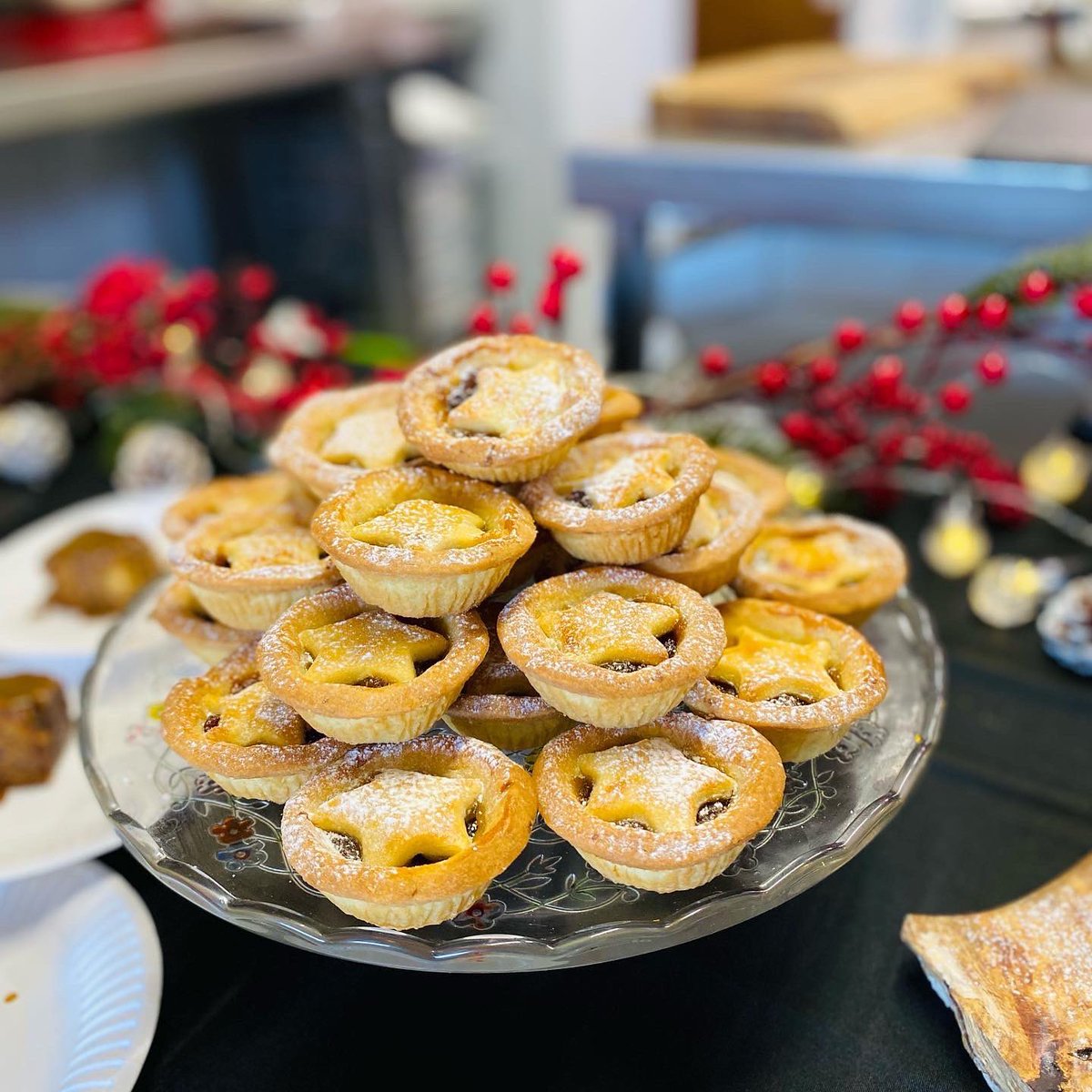 badtemperdbaker's tweet photo. Check out this weeks menu here 👇

https://t.co/jWL1Wzhj4N

We are baking lots of festive treats this Tuesday-Friday! Message us to order for collection or delivery 🚚 
If you fancy something that’s not on the menu give us a shout and we will do our best. 😉 
#ballycastle #bakery https://t.co/o68KGVEU20
