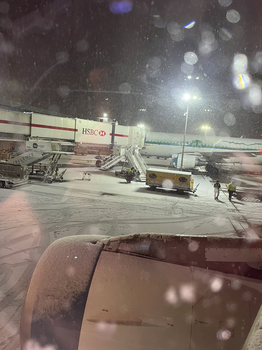 Barry Creed (@barrycreed) on Twitter photo On the tarmac for almost 4 hours. The situation is annoying but you could send the <a href="/AerLingus/">Aer Lingus</a> EI243 crew into any conflict zone & they’d charm their way out of it. A HOSPITALITY masterclass. Absolute Pros 👏👏 On the tarmac for almost 4 hours. The situation is annoying but you could send the <a href="/AerLingus/">Aer Lingus</a> EI243 crew into any conflict zone & they’d charm their way out of it. A HOSPITALITY masterclass. Absolute Pros 👏👏