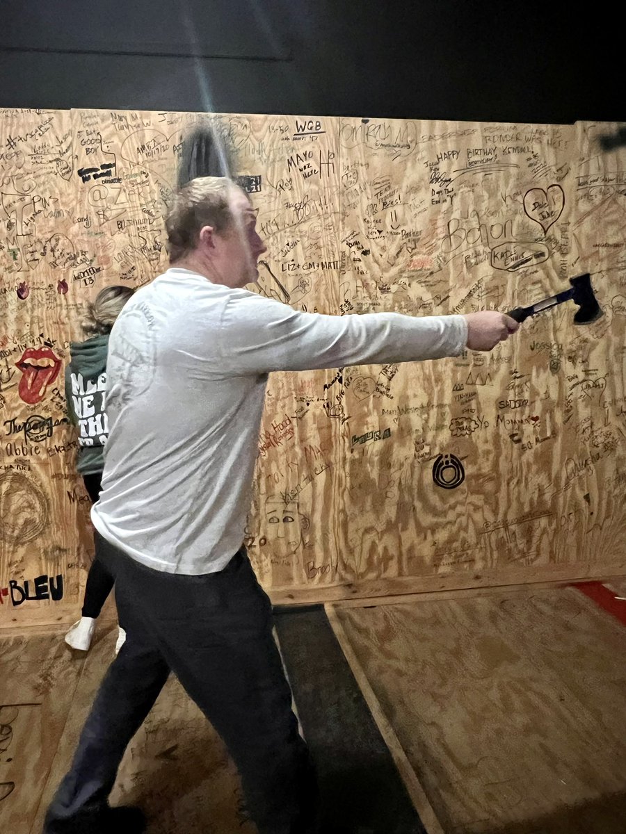 Jason’s slashing prices! 🍺 🪓 It’s #SundayFunday with #allday #happyhour! 
Rumor has it there’s a special on those sweet 16oz #Bama #Blondes too 😉 😉

#tuscaloosa #supportlocal #beer #craftbrewery #localbrewery #football  #alldayhappyhour #cheers #drink #BWBC #drinklocAL #ttown