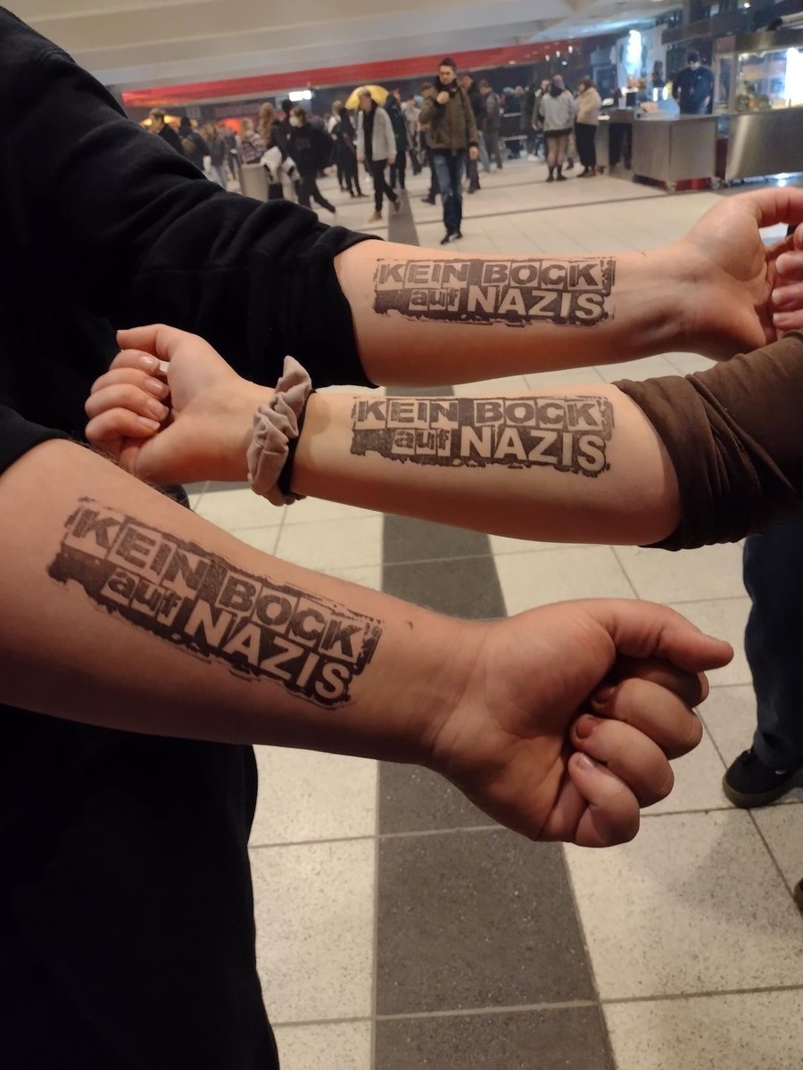 Kein Bock Auf Nazis on Twitter "Wir sind heute bei Kraftklub in