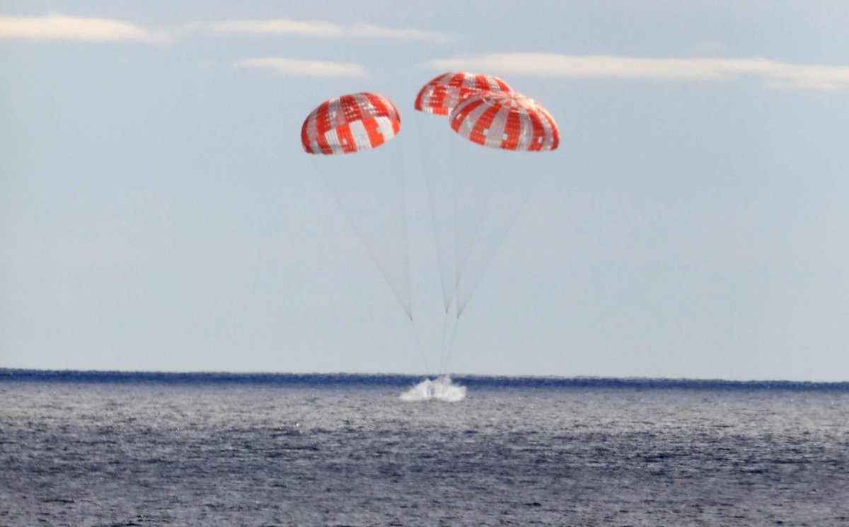 douglas mcarthur (@dougmac2011) on Twitter photo Congratulations to the Artemis team for a perfect splashdown after a perfect mission! <a href="/NASAArtemis/">NASA Artemis</a> Congratulations to the Artemis team for a perfect splashdown after a perfect mission! <a href="/NASAArtemis/">NASA Artemis</a>