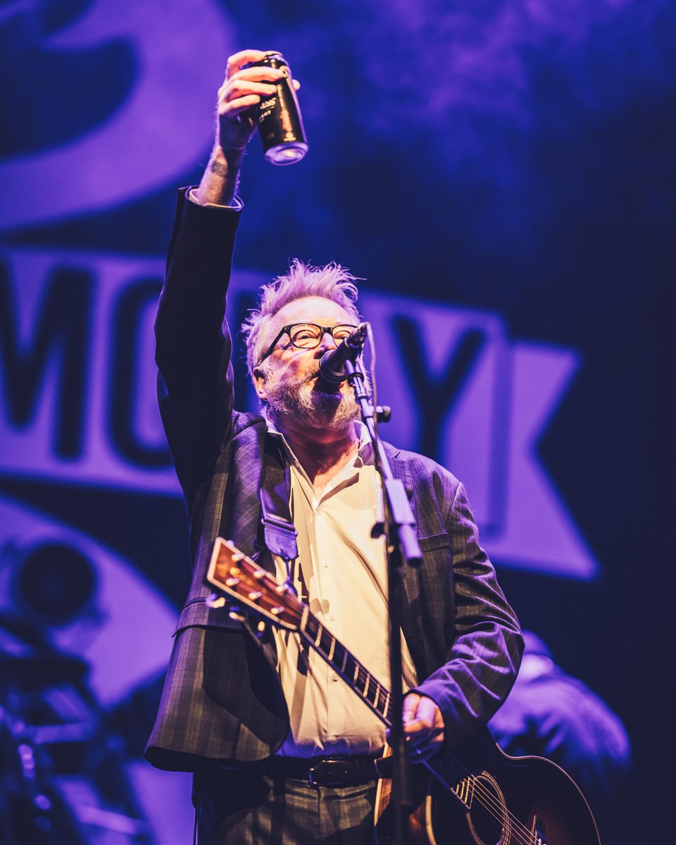 floggingmolly's tweet photo. Happy Birthday, Dave! 🍻 https://t.co/8xYWlvh0A7