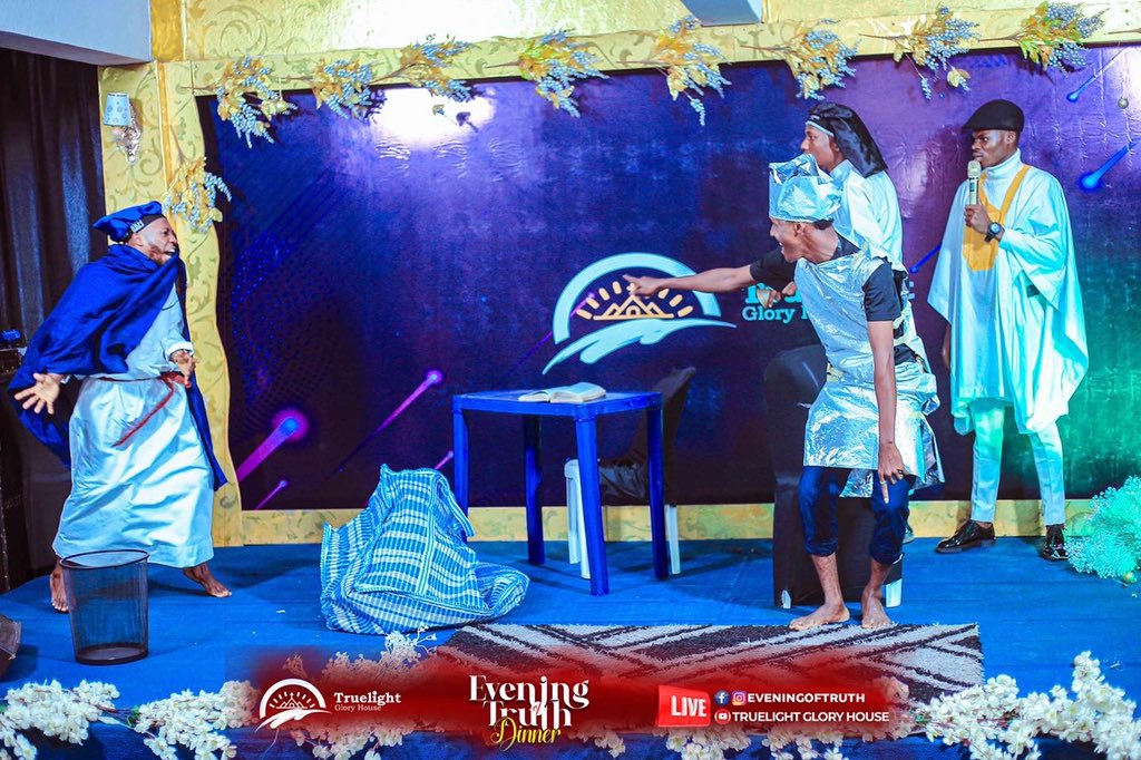 tlghofficial's tweet image. Spellbound and ribs cracking ministration from the Special Talent Unit!

We definitely had a complete dose of laughter!
.
.
.
#EveningOfTruth #EVOT #EvotDinner #TLGH #TLMEDIA