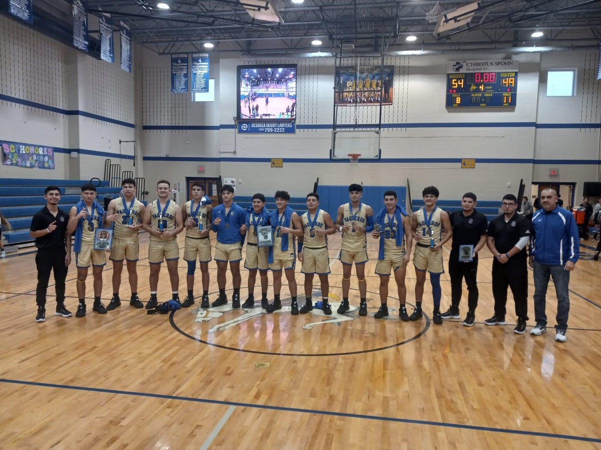 Your 48th Annual Vaquero Booster Club Tournament Champions!#32MOH #LetsRun